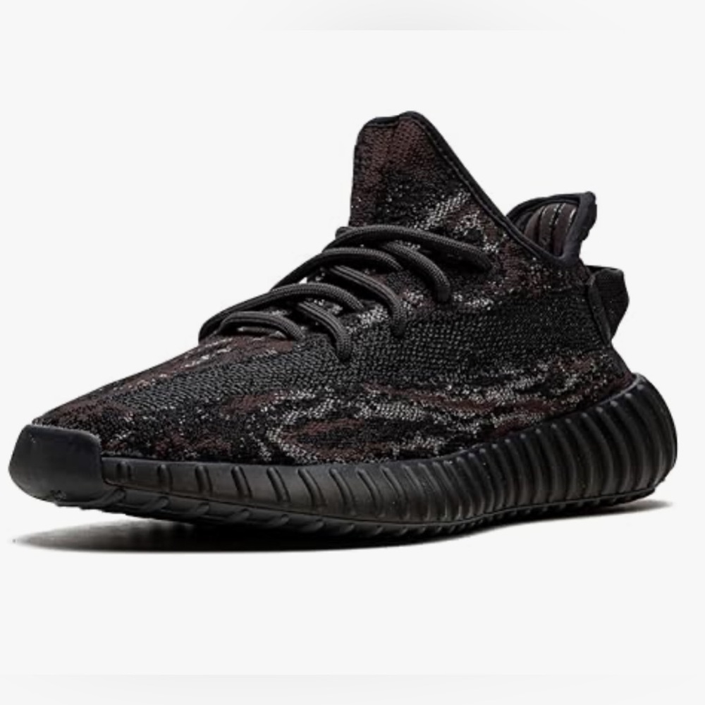 Adidas YEEZY boost 350v2 mxrock never been worn mint condition RARE